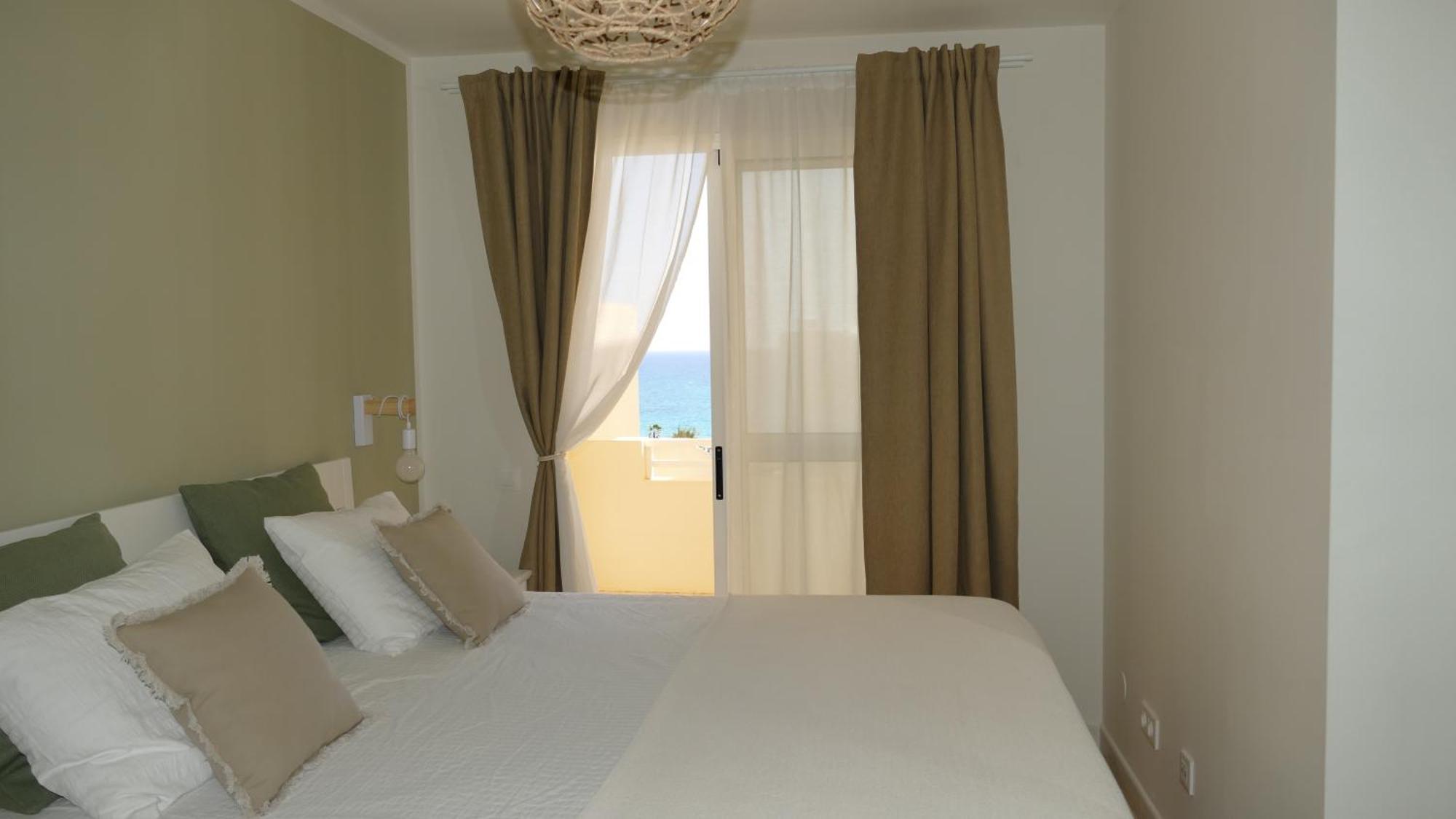 Blue Lagoon Apartment 코스타카르마 외부 사진